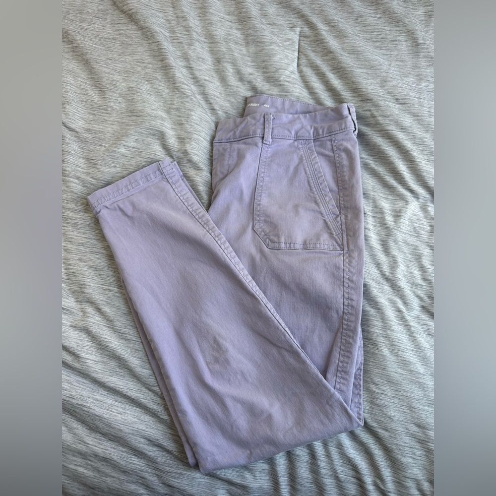 Old Navy Women's Straight Leg Jeans in Lavender
